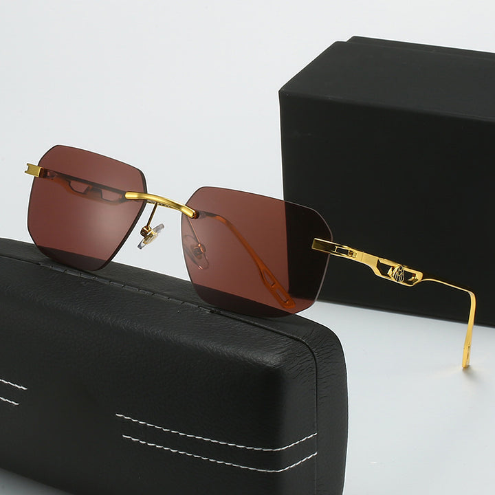Dame moterik solbrille med luksuriøs ramme og ergonomisk design Luvikno