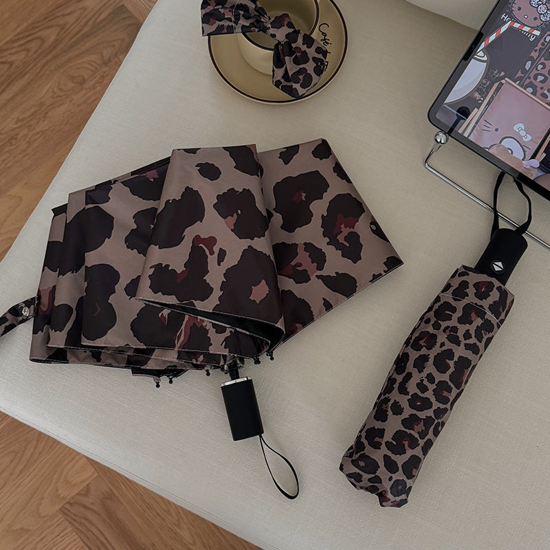 Dame sammenleggbar paraply i moderne leopardmønster Luvikno