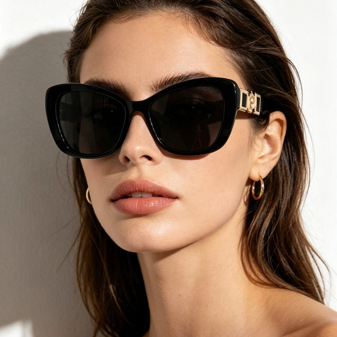 Dame Cat-Eye solbriller med elegant metallisk dekorasjon Luvikno