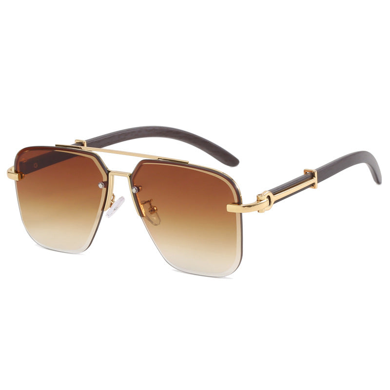 Dame Stilig Solbrille i elegant metallramme Luvikno
