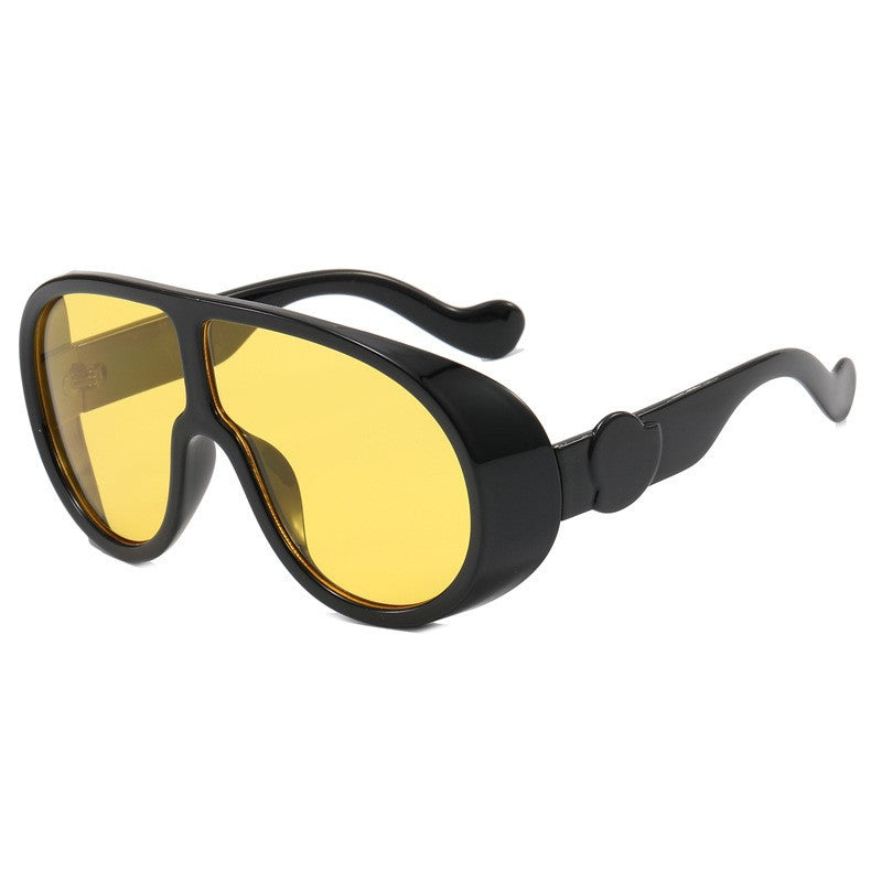 Dame Sporty Oversized Solbriller med innovativt design Luvikno