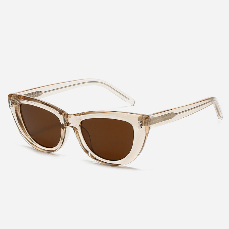 Dame Cat-Eye solbriller med transparent ramme og brune linser Luvikno