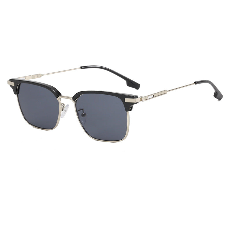 Dame kvadratisk solbrille med lett metallramme og brede stenger Luvikno