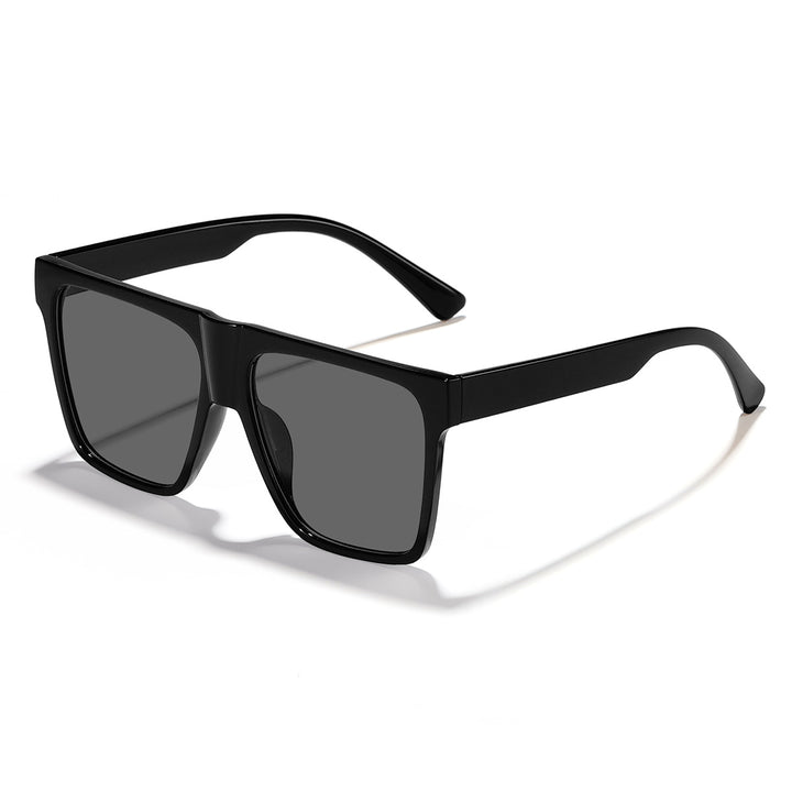 Dame kvadratisk solbrille i elegant design med myke linser Luvikno