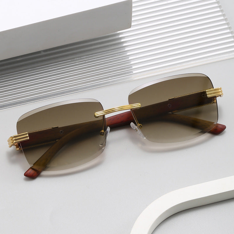 Dame designer solbrille med luksuriøse accenter Luvikno