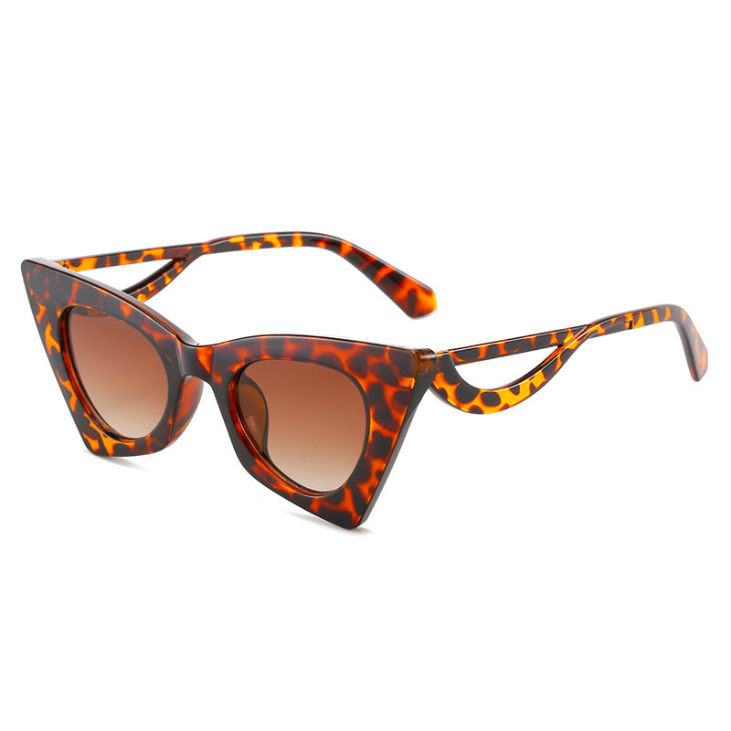 Dame Cat-Eye solbriller med elegante designelementer Luvikno