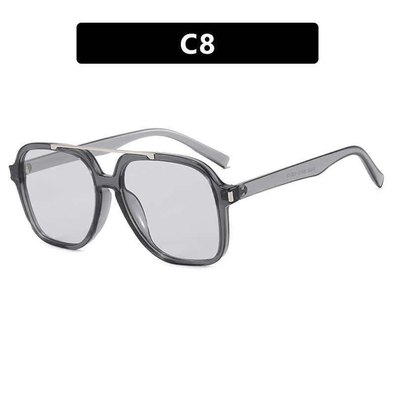 Dame kvadratisk solbrille med beskyttende UV-filter og elegant ramme Luvikno