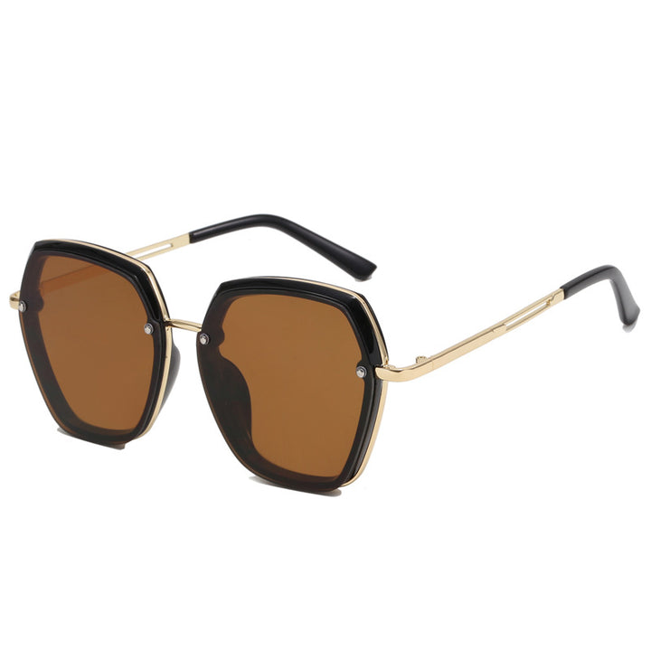 Dame Mote Oversized-solbriller med elegant rammestruktur Luvikno