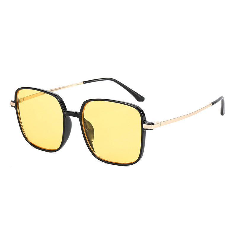 Dame kvadratisk designbrille med filigran metallramme Luvikno