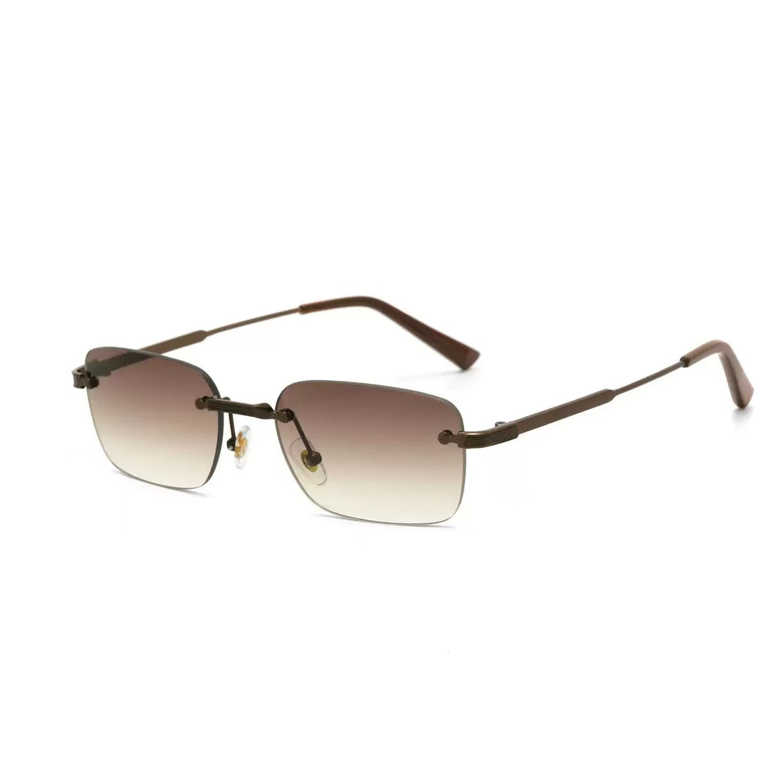 Dame moteriktig brille med elegant metallramme Luvikno