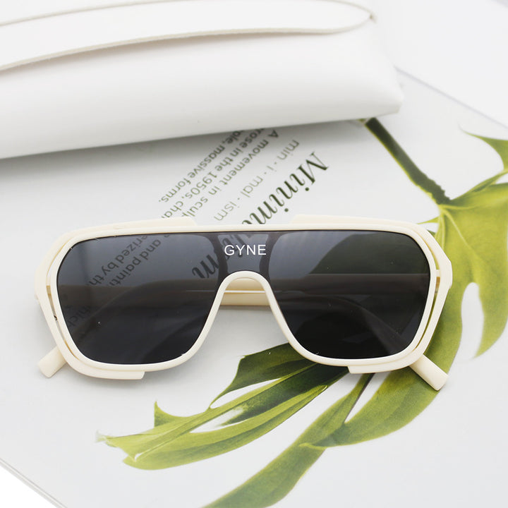 Dame Sporty solbrille med moderne design Luvikno