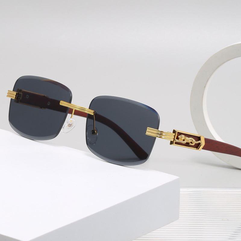 Dame designer solbrille med luksuriøse accenter Luvikno