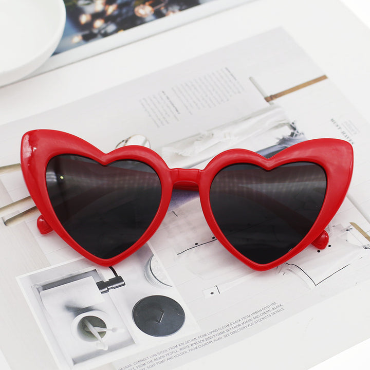 Dame hjerteformet solbrille med glitrende ramme Luvikno