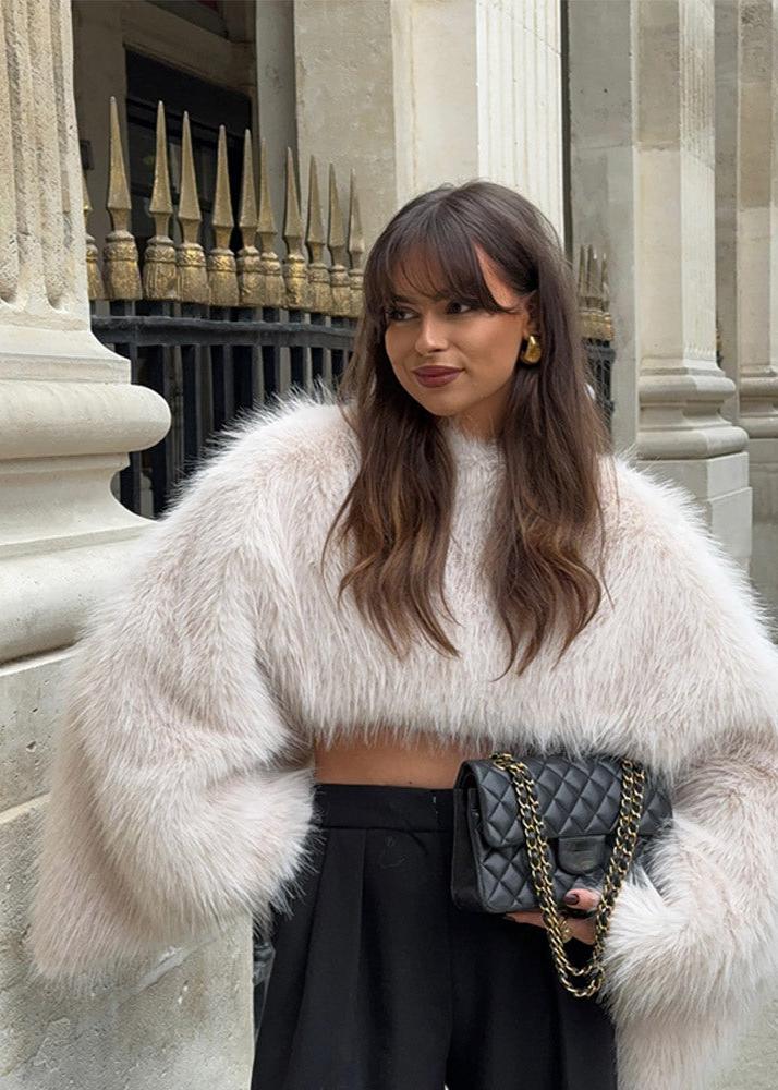 Luvik | Lyhennetty tekoturkki takki