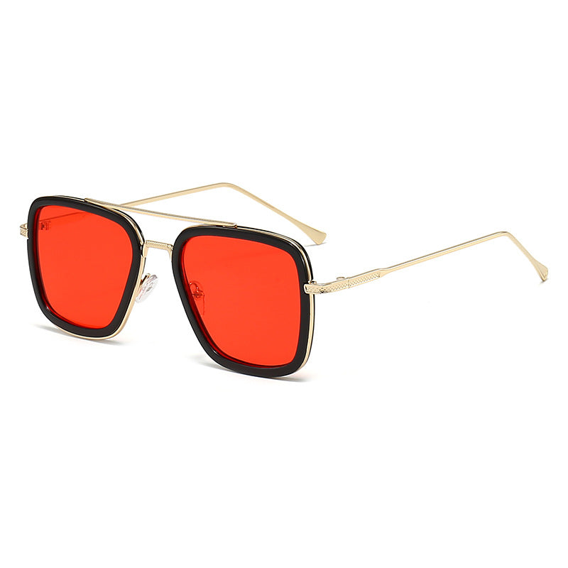Dame moteristisk kvadratisk solbrille med glamorøs metallramme Luvikno