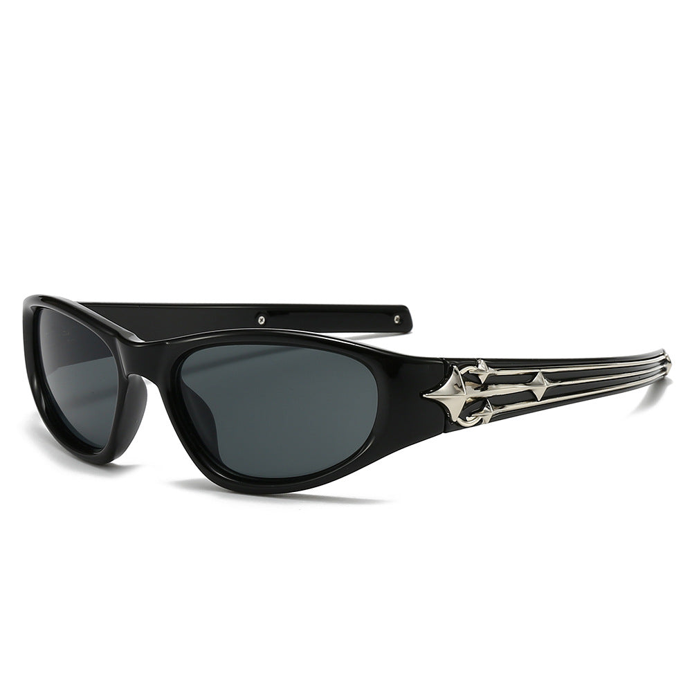 Dame Sporty solbrille i moderne design med stilfull metallramme Luvikno