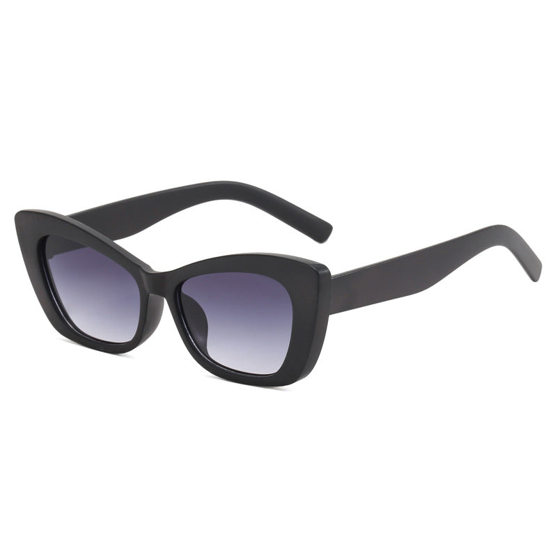 Damer Cat-Eye solbriller med stilige elementer Luvikno
