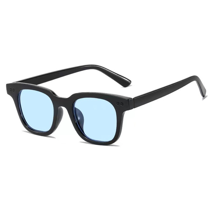 Dame moteriktig retro-solbrille med robust plastramme Luvikno