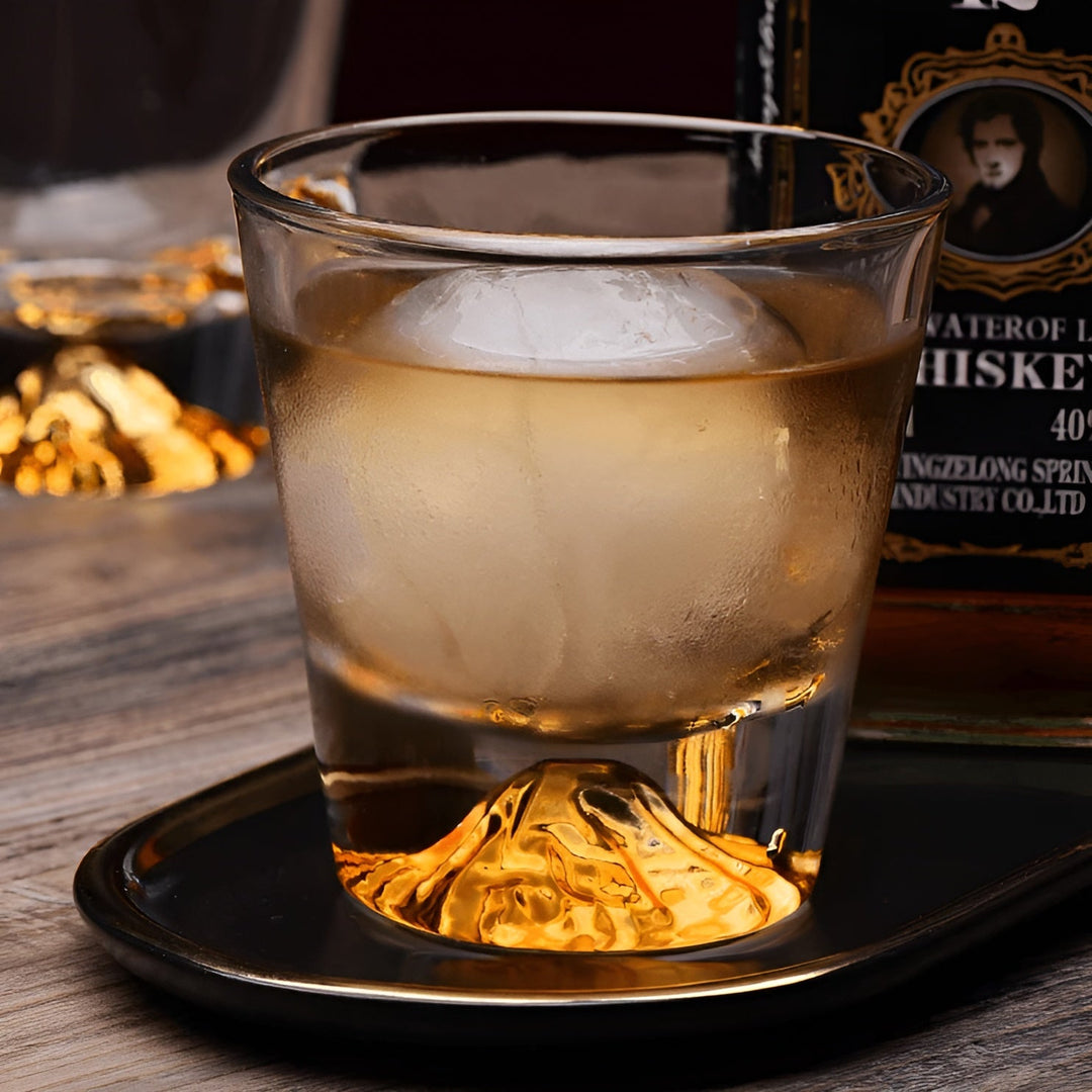 Whiskeyglass med Mount Fuji-design – Elegant sett for kjennere | Luvikno