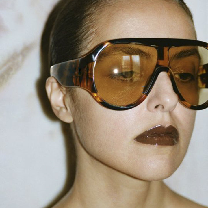 Dame oversized sports solbrille i retro-inspirert design Luvikno