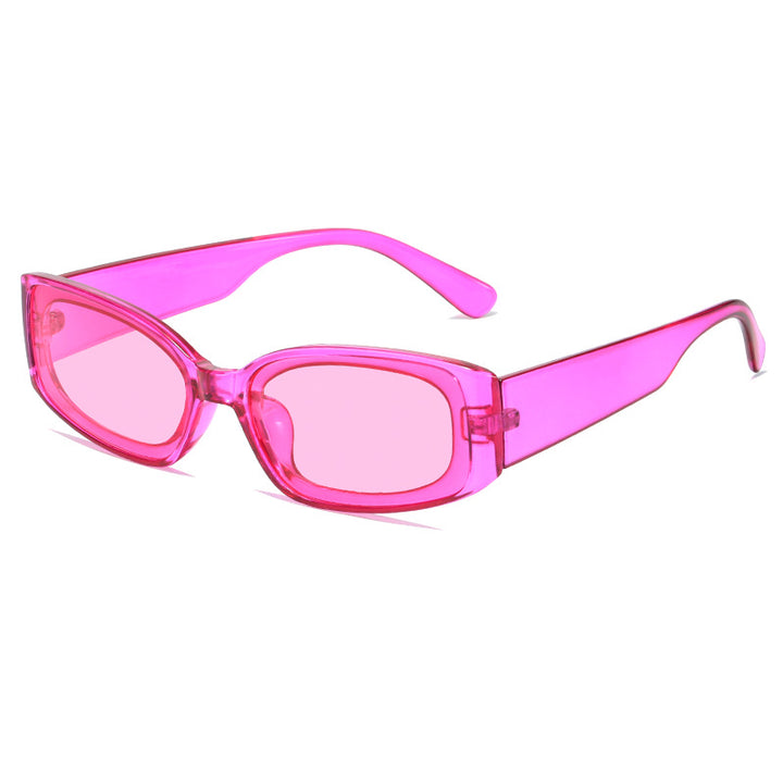 Dame moteriktig solbrille i futuristisk design Luvikno
