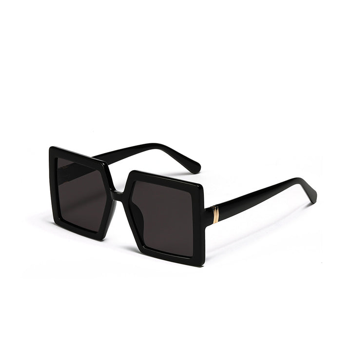 Dame geometrisk solbrille med moderne, bred ramme Luvikno
