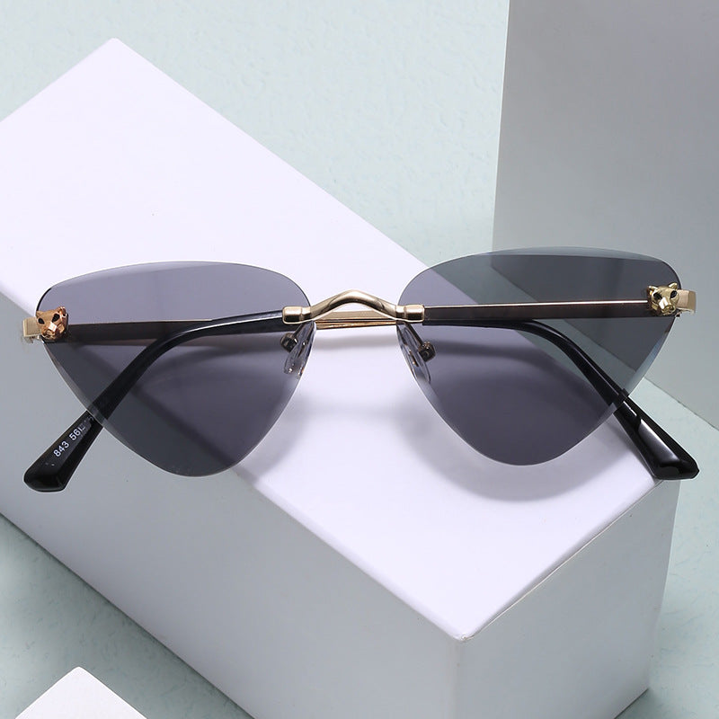 Dame Cat-Eye Solbriller med elegant metallramme Luvikno