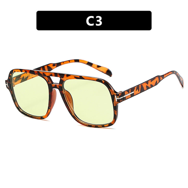 Dame solbrille i markant, kantet design med UV-beskyttelse Luvikno
