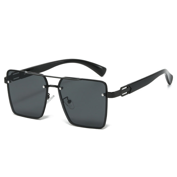 Dame firkantet solbrille med elegant metallramme Luvikno