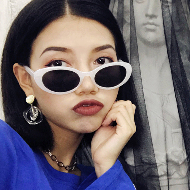 Dame Cat-Eye solbriller med gjennomsiktig ramme og gradient linser Luvikno