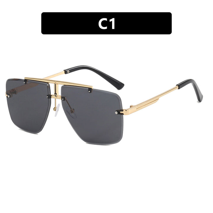 Dame kvadratisk solbrille i stilfull minimalistisk design Luvikno