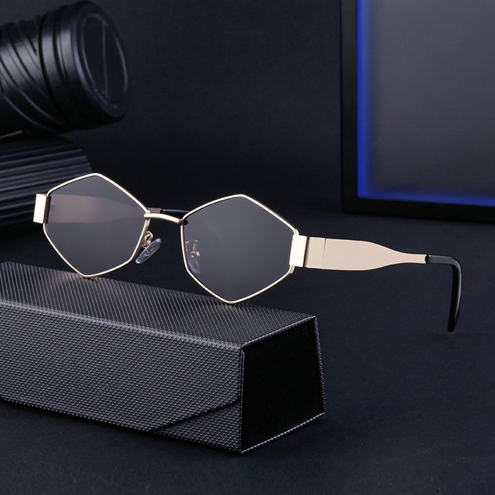 Dame geometrisk solbrille med moderne ramme Luvikno