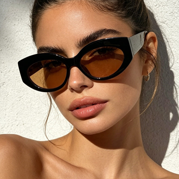 Dame Cat-Eye solbriller med lekent gjennomsiktig design Luvikno