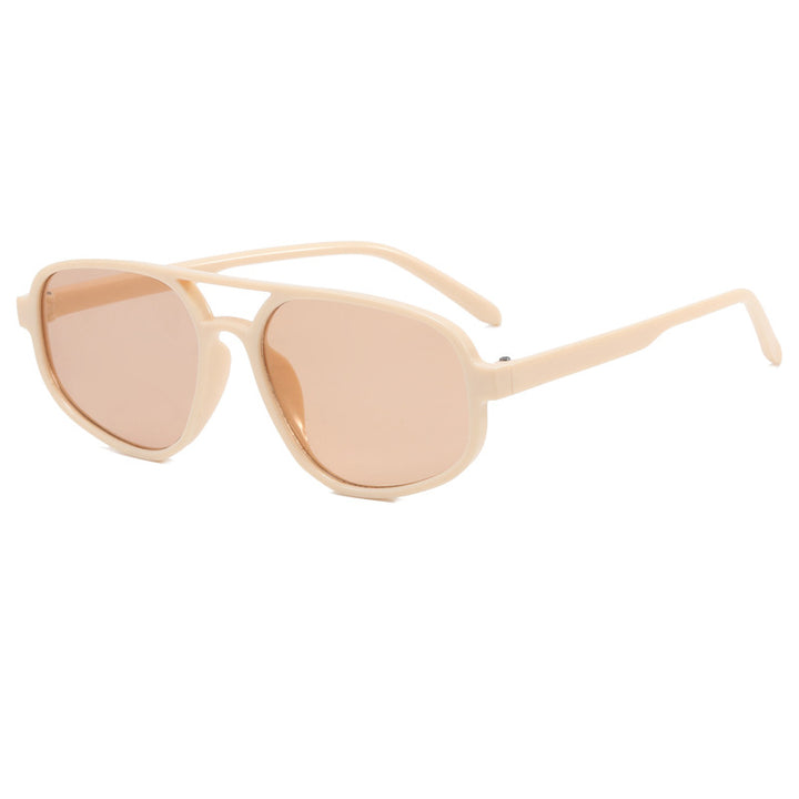 Dame moteriktig oversized solbrille med trendy ramme Luvikno