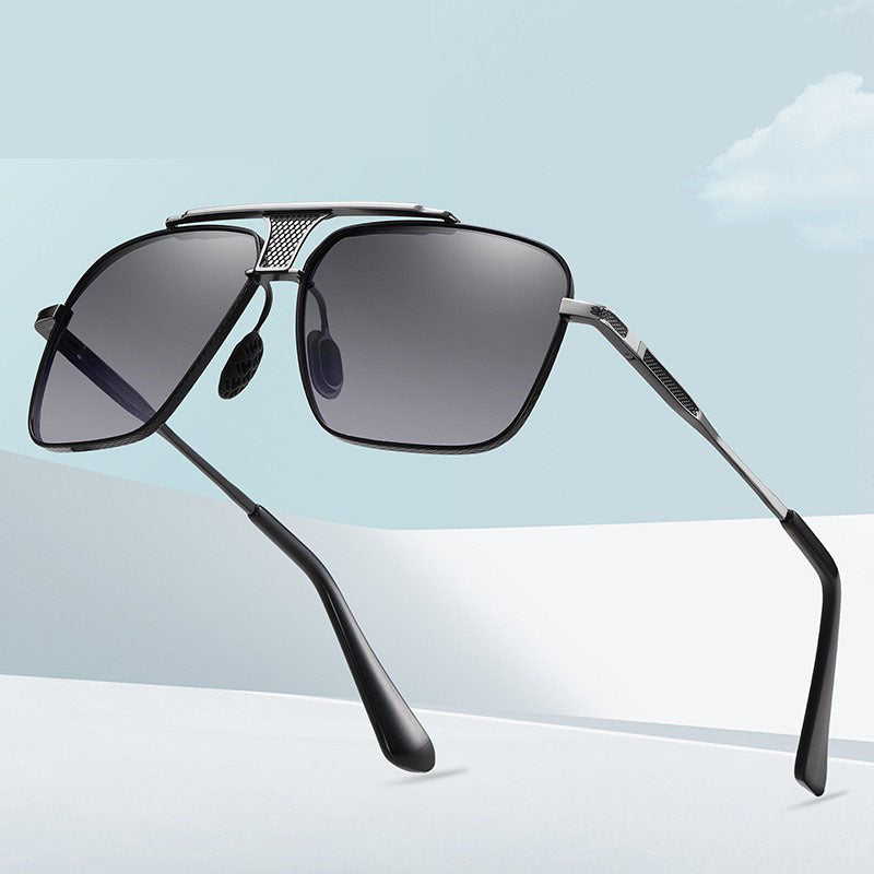 Dame Kvadratisk Solbrille med stilfull metallramme og høykvalitets UV-beskyttelse Luvikno