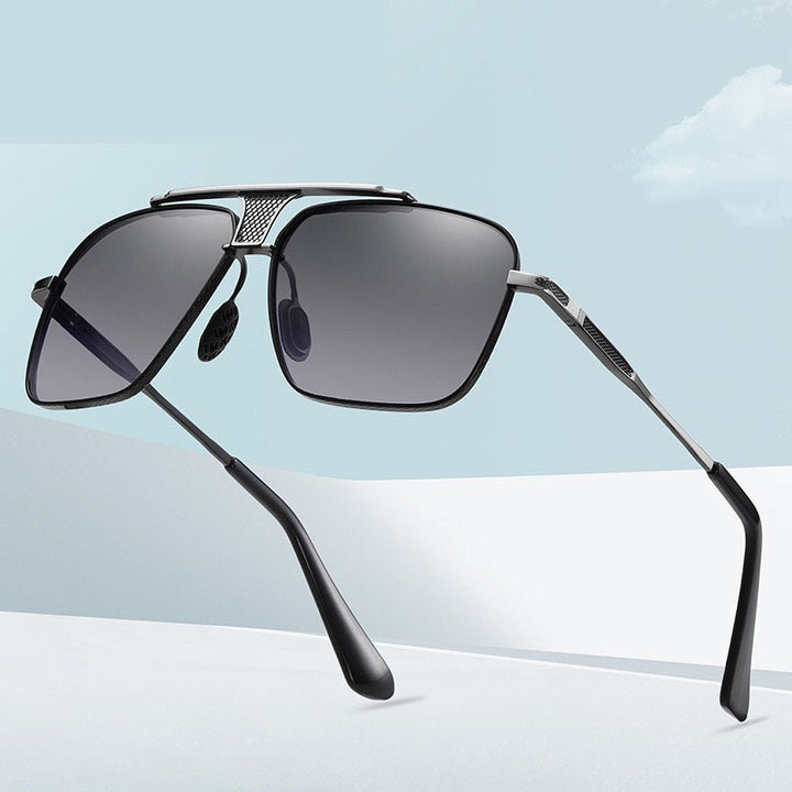 Dame Kvadratisk Solbrille med stilfull metallramme og høykvalitets UV-beskyttelse Luvikno