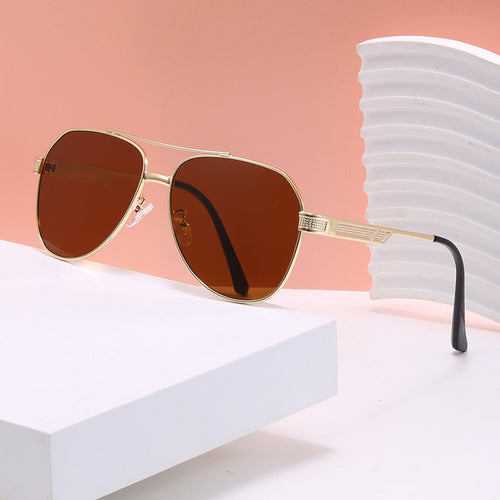 Dame elegant aviator-solbriller med robust metallramme og UV-beskyttelse Luvikno