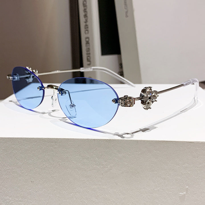 Dame elegant solbrille med geometrisk ramme Luvikno
