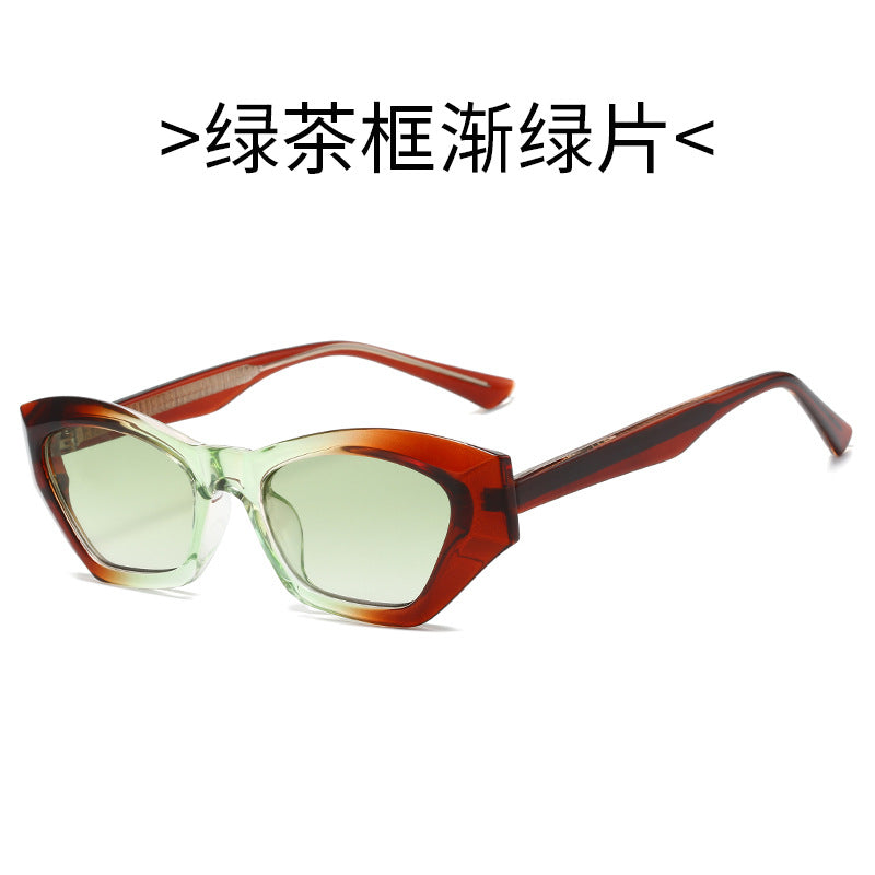 Damer Cat Eye solbriller med moderne transparente detaljer Luvikno