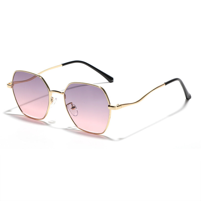 Dame geometrisk solbrille med høykvalitets metallramme Luvikno
