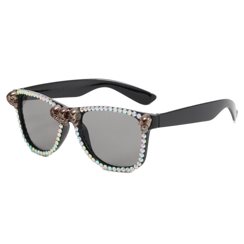 Dame ekstravagant solbrille med krystalldekorasjoner Luvikno