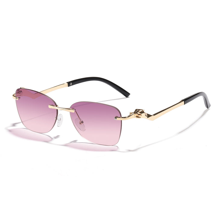 Dame moteriktig solbrille med stilige geometriske akenter Luvikno