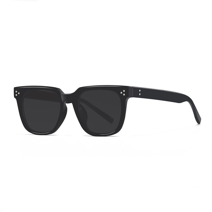 Dame fashionable solbrille med robust ramme og UV-beskyttelse Luvikno