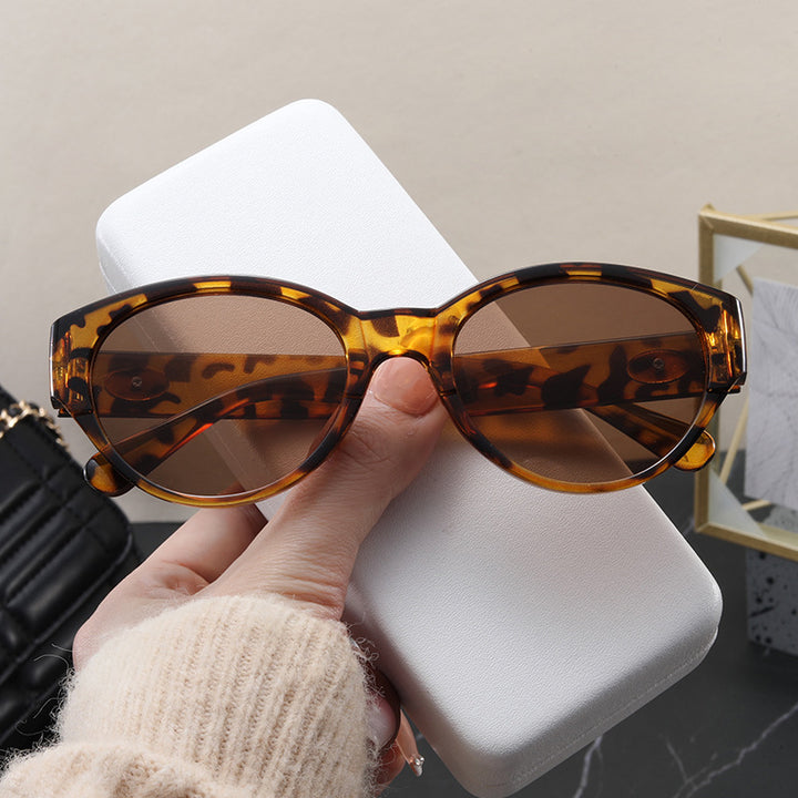 Dame Cat-Eye solbriller med eksotisk design og robust ramme Luvikno