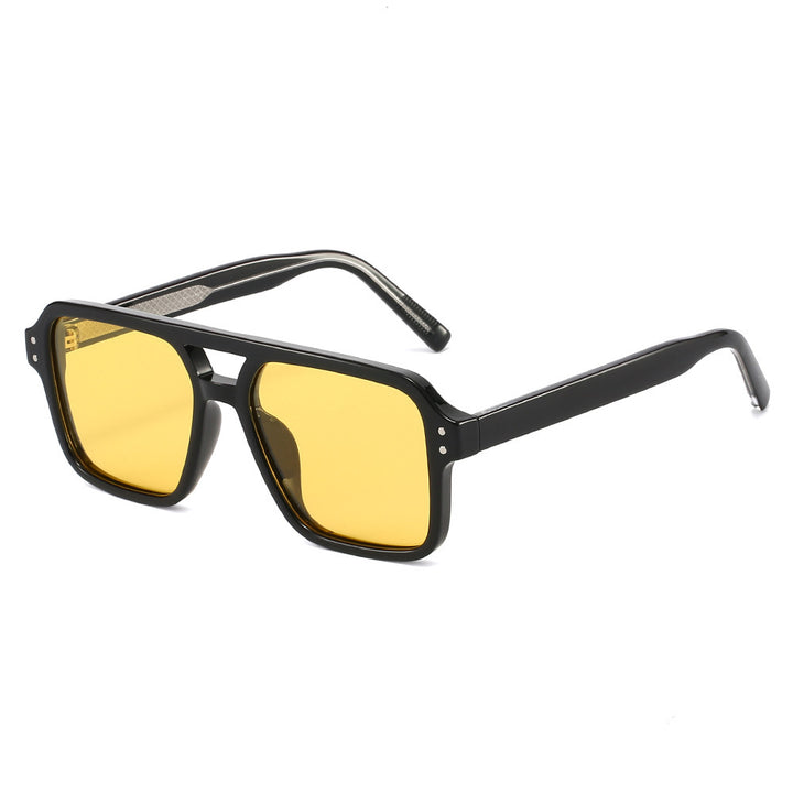 Damer mote solbrille i elegant skilpaddedesign Luvikno