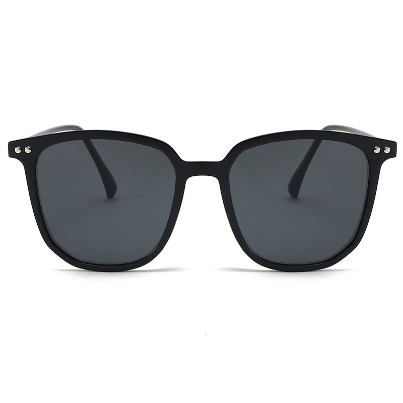 Dame moteriktig oversized solbrille med robust ramme og UV-beskyttelse Luvikno