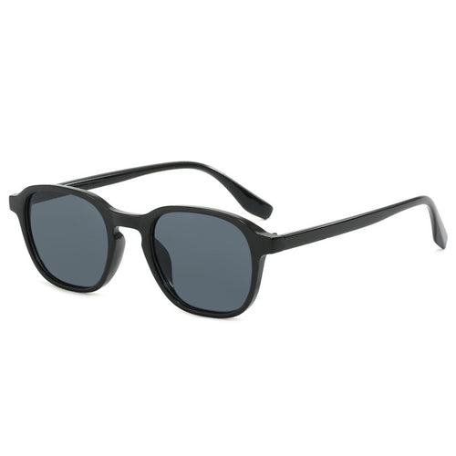 Dame moteriktig solbrille i oval design Luvikno