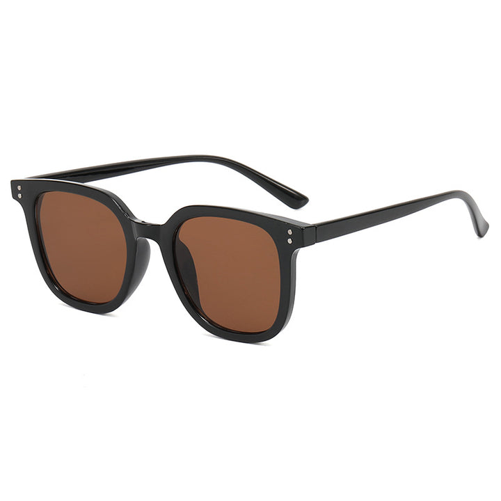 Dame kvadratisk designerbrille med tykk ramme og elegant profil Luvikno