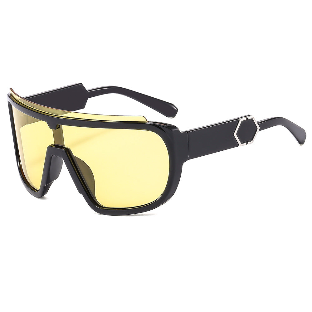Dame sporty solbriller med futuristisk design og bred front Luvikno