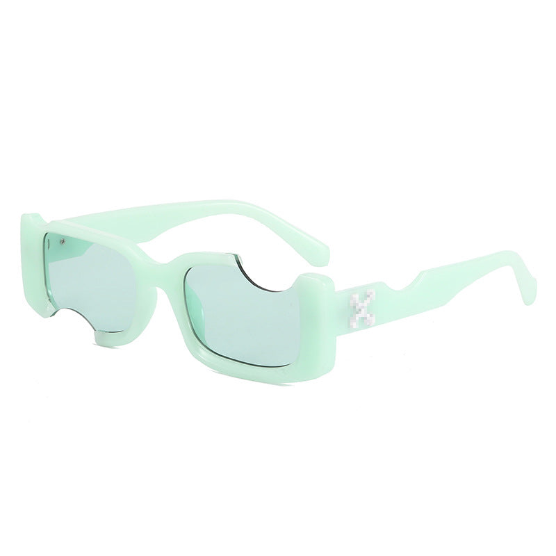 Dame eksklusiv moderne solbrille med futuristisk design Luvikno